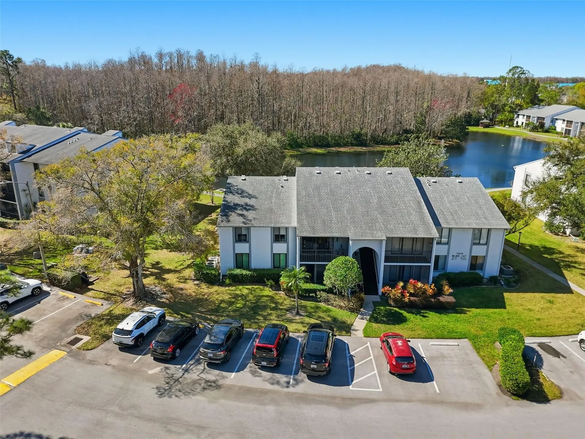 1345 Pine Ridge Circle E Tarpon Springs FL 34688