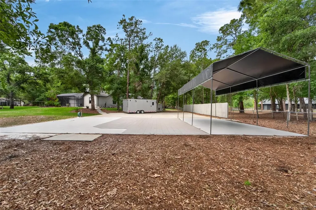 8518 Quail Hollow Boulevard Wesley Chapel FL 33544