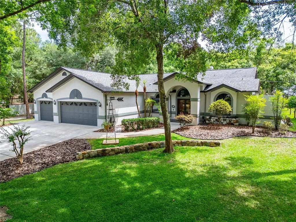 8518 Quail Hollow Boulevard Wesley Chapel FL 33544