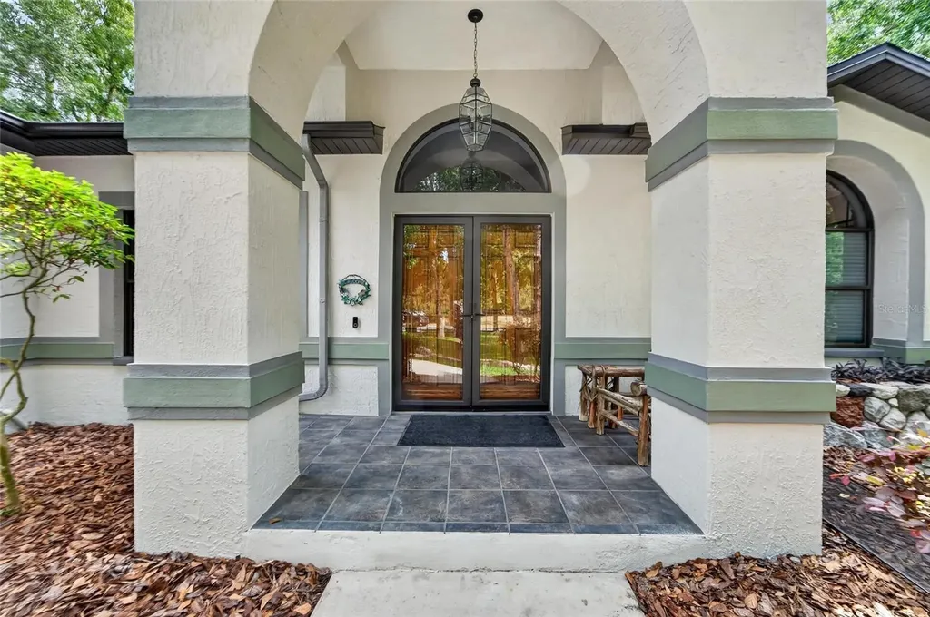 8518 Quail Hollow Boulevard Wesley Chapel FL 33544