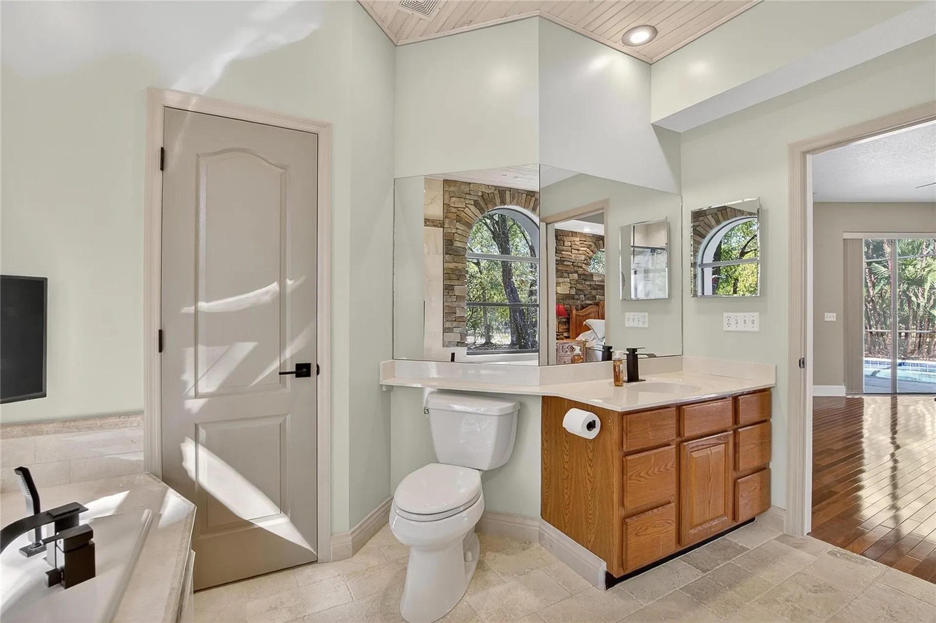 8518 Quail Hollow Boulevard Wesley Chapel FL 33544