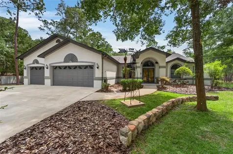 8518 Quail Hollow Boulevard Wesley Chapel FL 33544