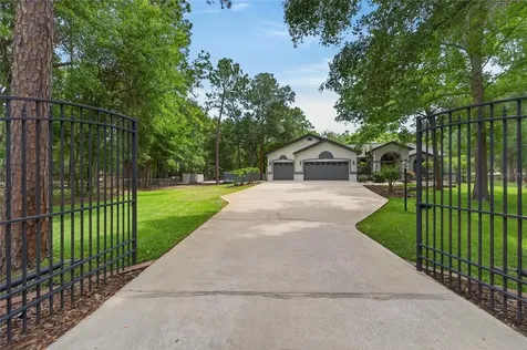 8518 Quail Hollow Boulevard Wesley Chapel FL 33544