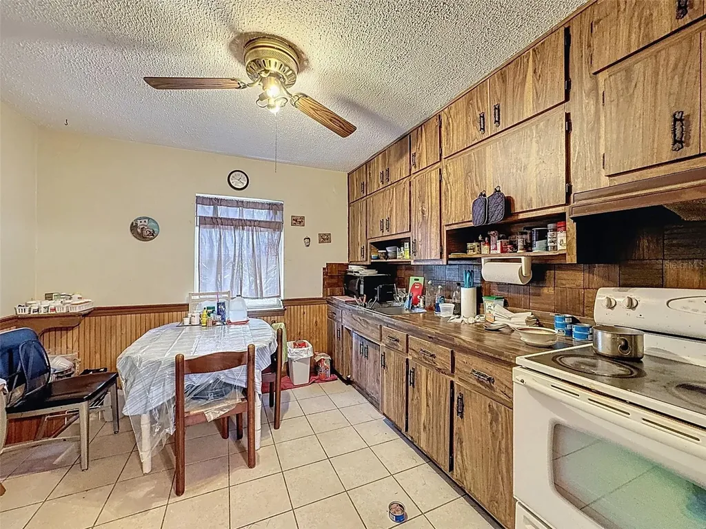6318 Massachusetts Avenue New Port Richey FL 34653