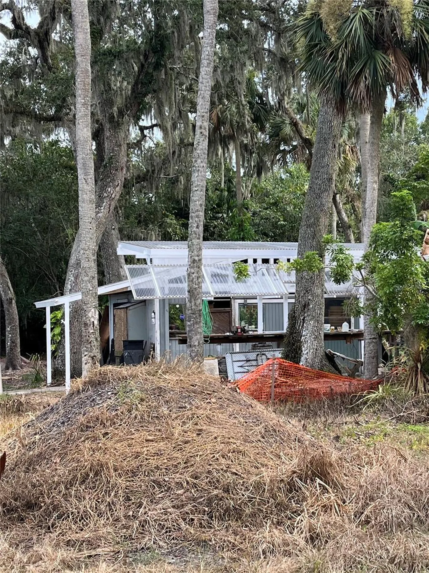 1922 Enterprise Avenue New Smyrna Beach FL 32168