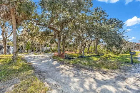 1922 Enterprise Avenue New Smyrna Beach FL 32168