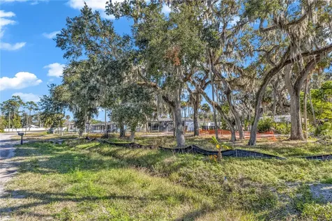 1922 Enterprise Avenue New Smyrna Beach FL 32168