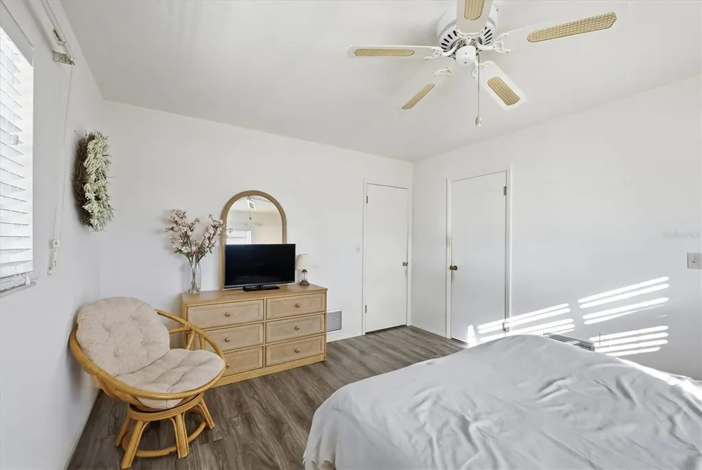 1710 Florence Avenue Englewood FL 34223