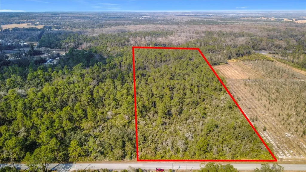 E Colonial Drive Christmas FL 32709
