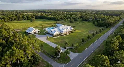 E Colonial Drive Christmas FL 32709