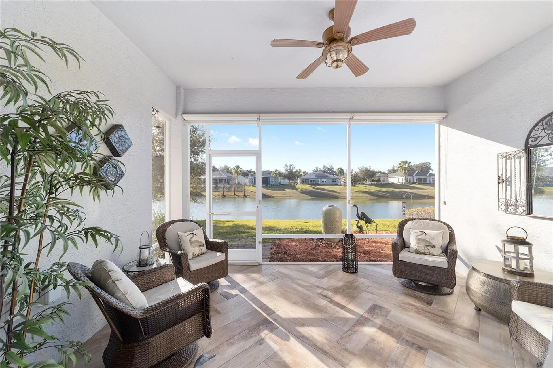 10161 Julia Isles Avenue Oxford FL 34484