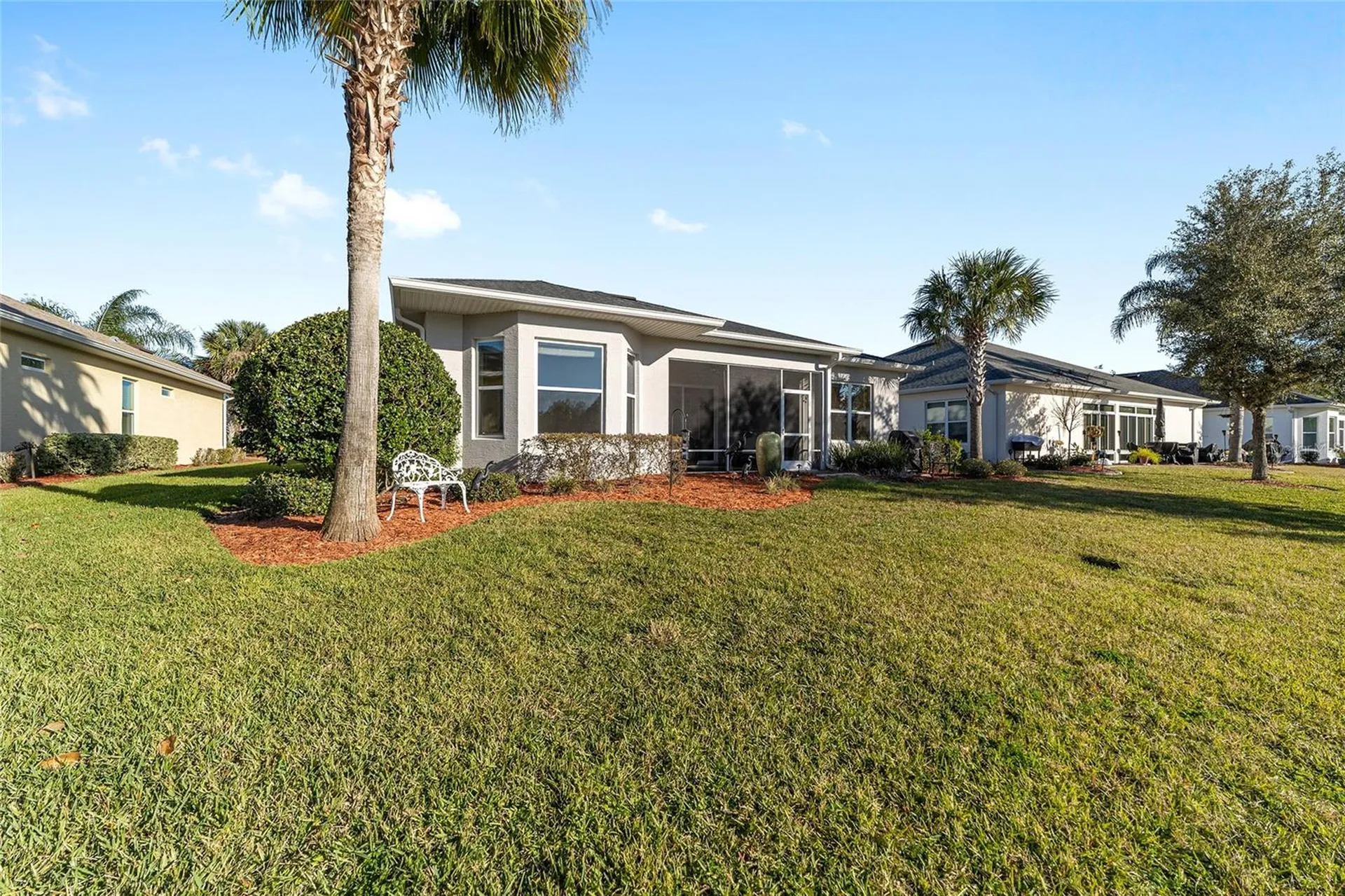 10161 Julia Isles Avenue Oxford FL 34484