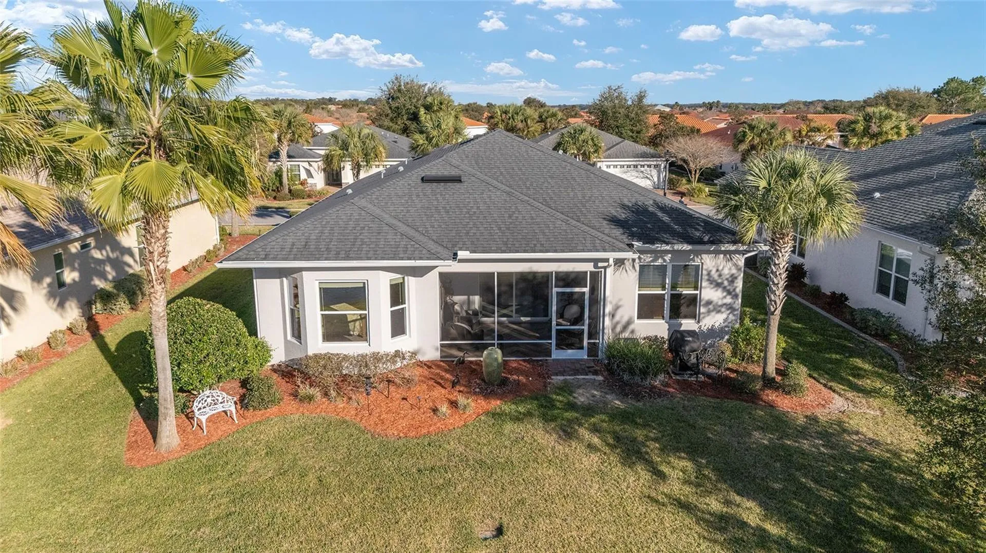 10161 Julia Isles Avenue Oxford FL 34484