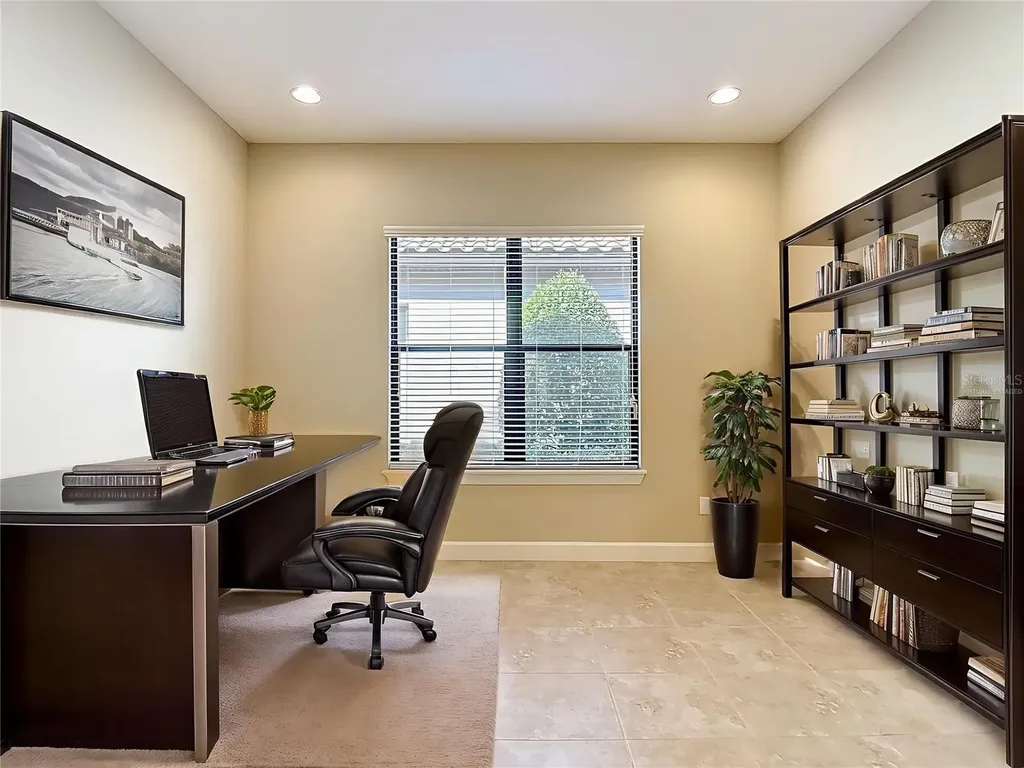 8613 Grand Alberato Road Tampa FL 33647
