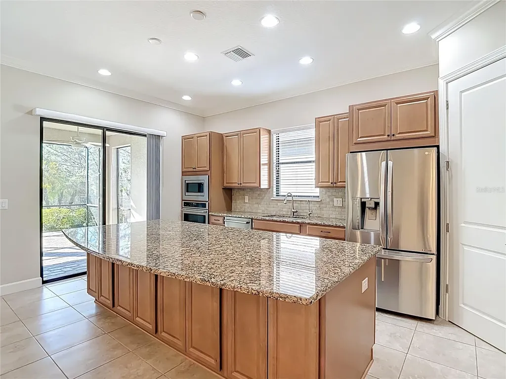 8613 Grand Alberato Road Tampa FL 33647
