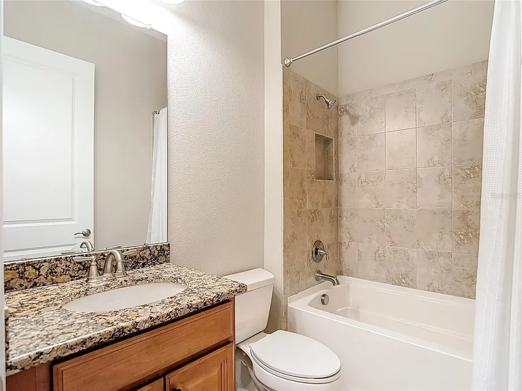 8613 Grand Alberato Road Tampa FL 33647