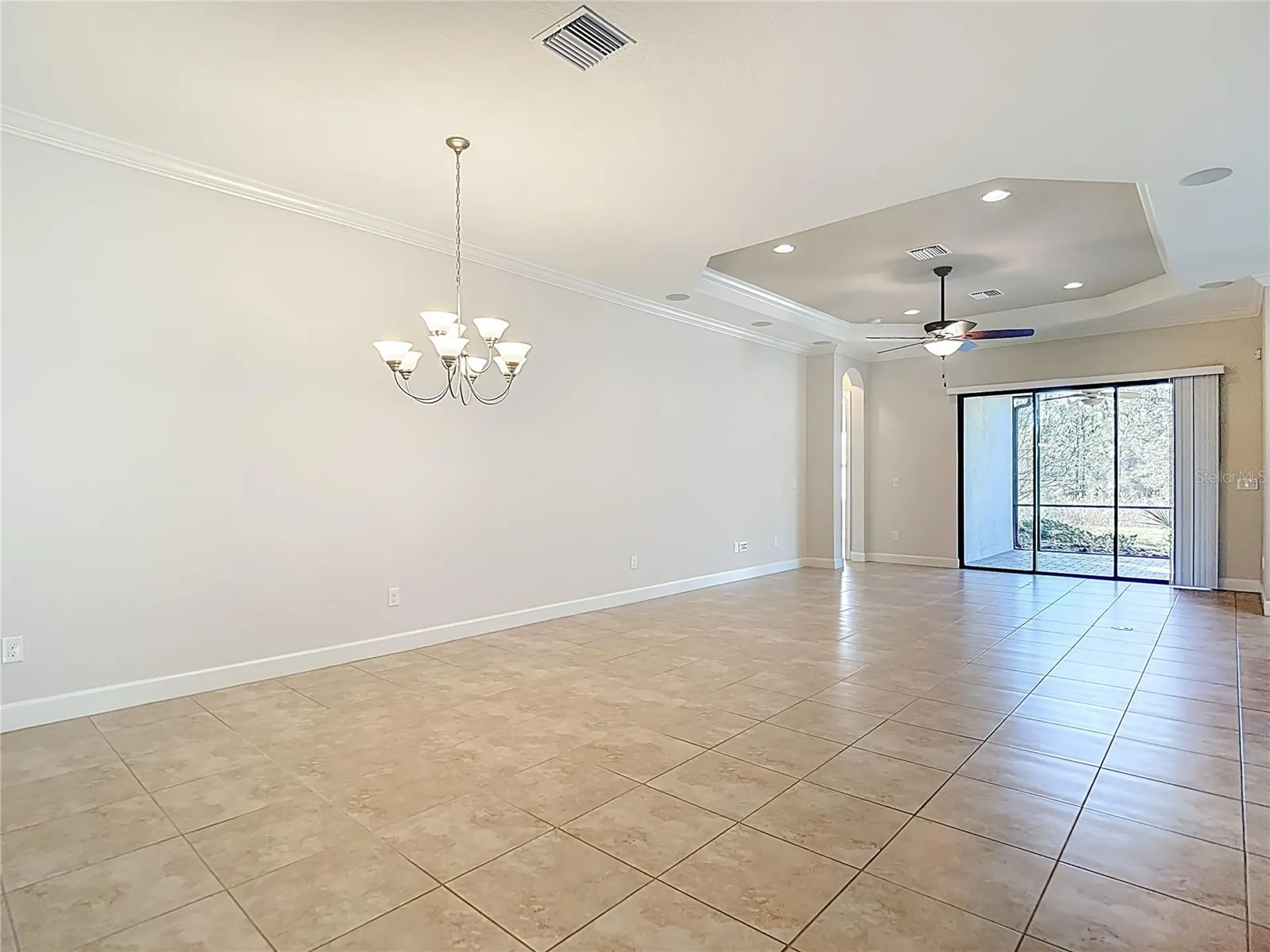 8613 Grand Alberato Road Tampa FL 33647