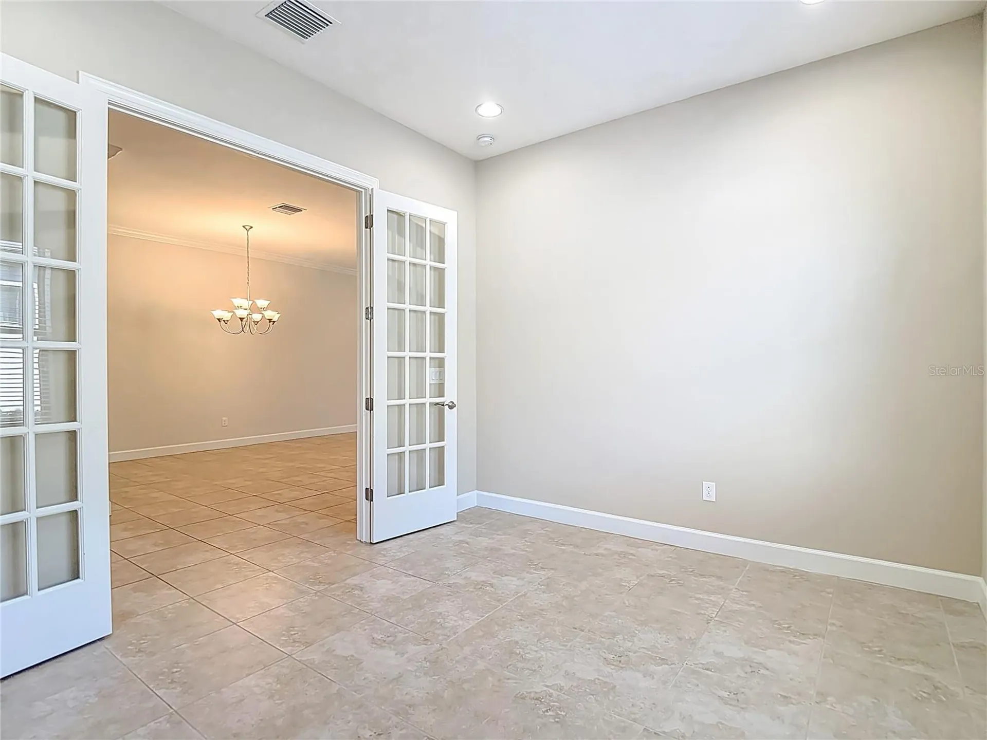 8613 Grand Alberato Road Tampa FL 33647