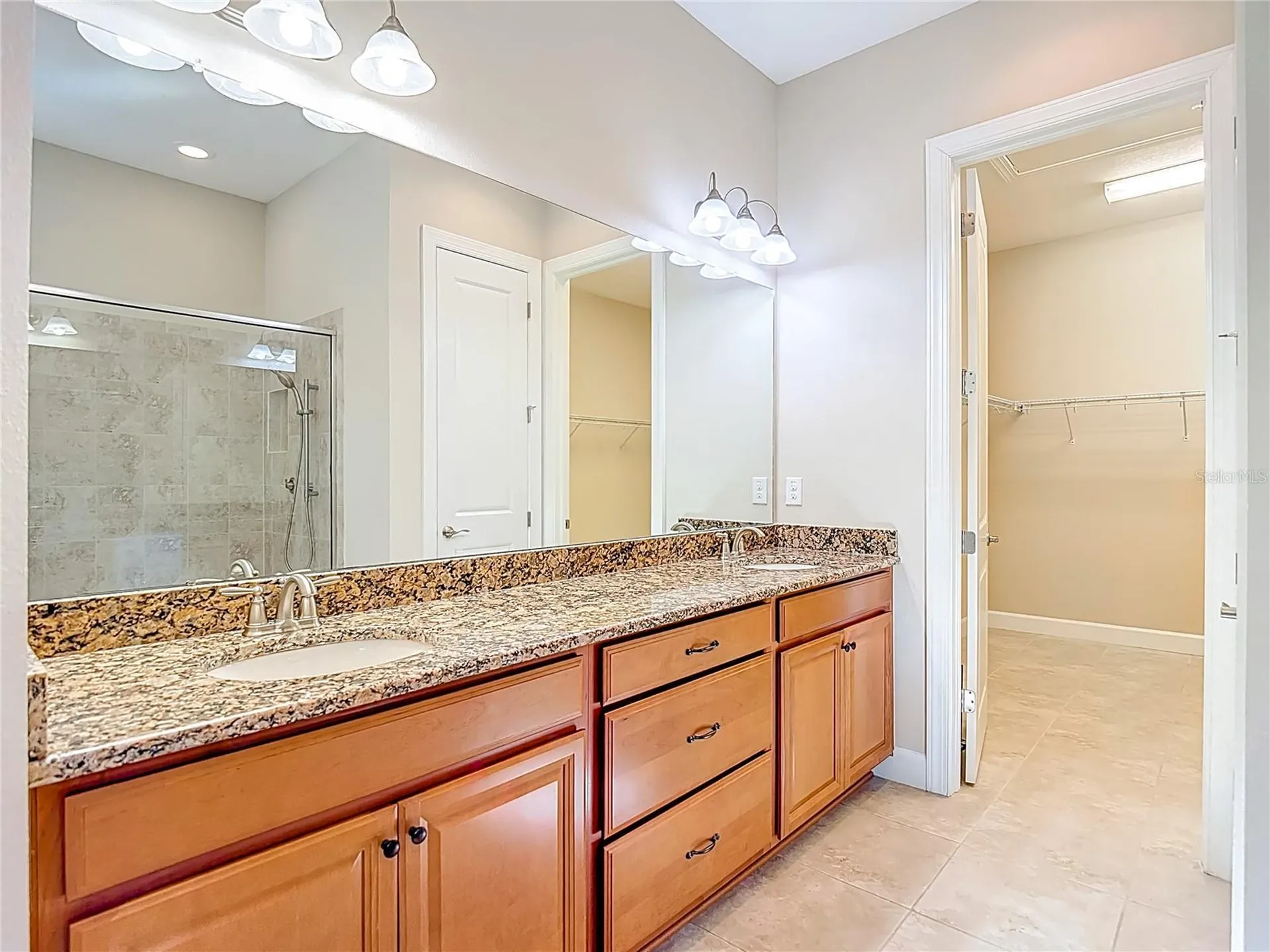 8613 Grand Alberato Road Tampa FL 33647