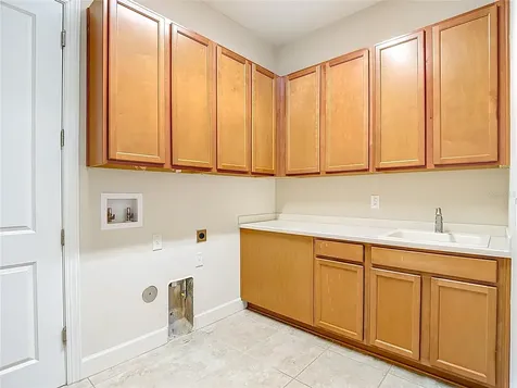 8613 Grand Alberato Road Tampa FL 33647