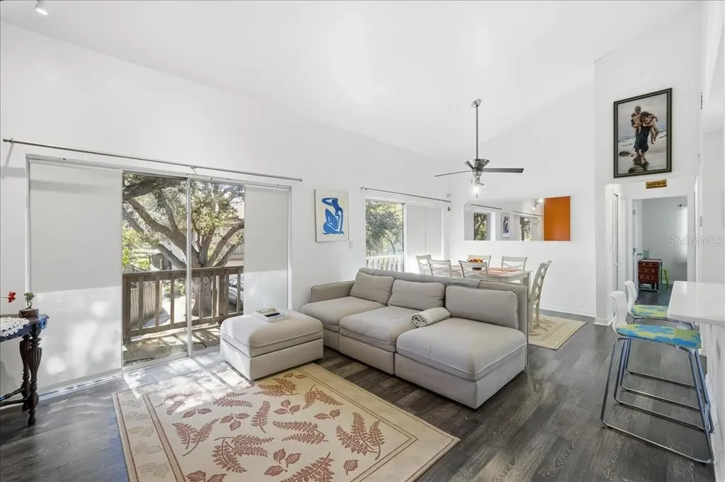 1859 Bough Avenue Clearwater FL 33760