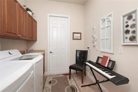 202 Lourdan Court Debary FL 32713