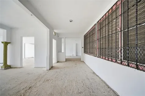 1107 Avenida Roosevelt San Juan PR 00920
