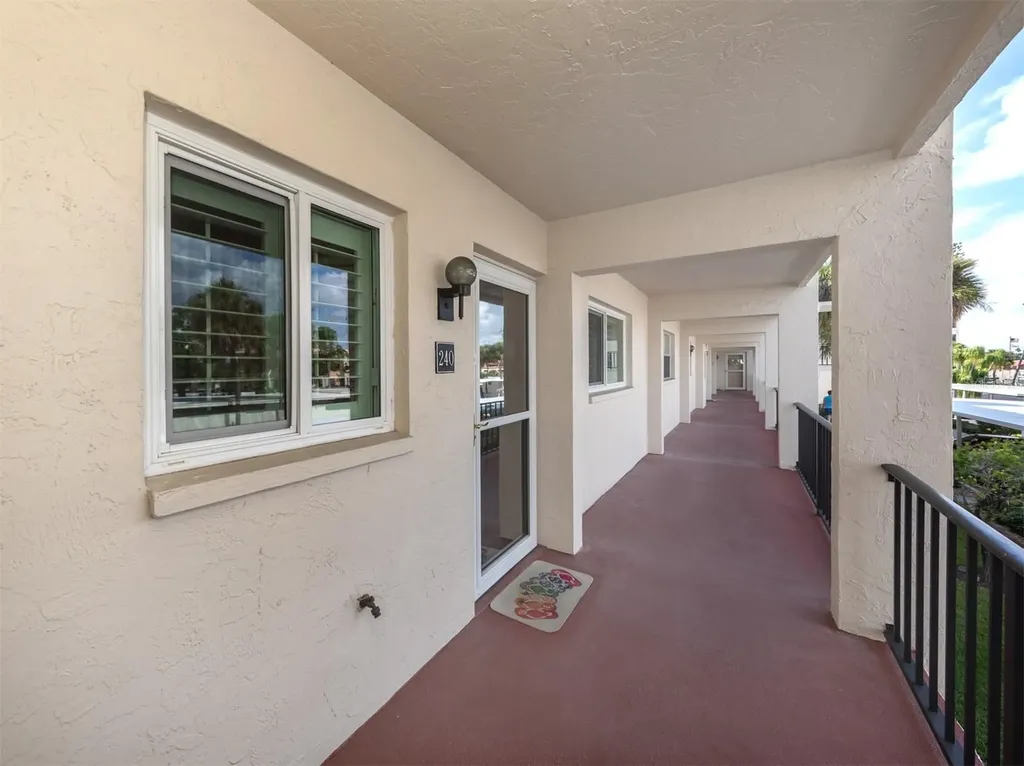 220 Santa Maria Street Venice FL 34285