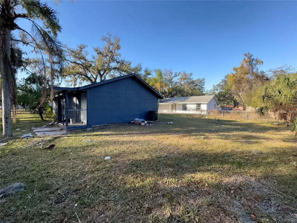 1837 6th Avenue E Bradenton FL 34208