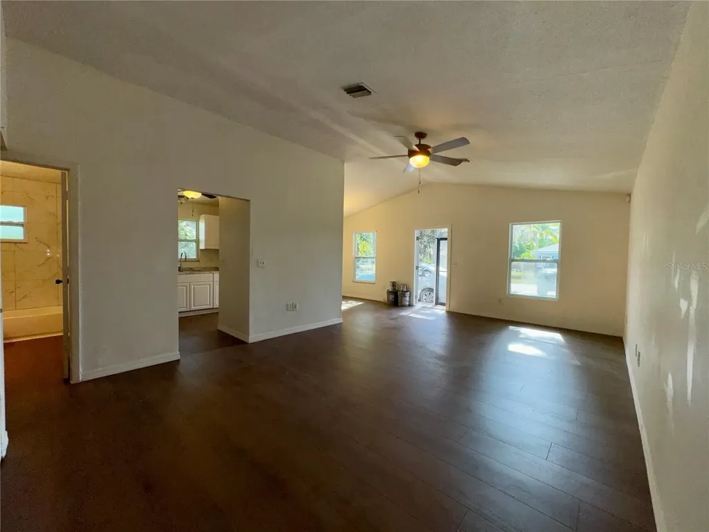 1837 6th Avenue E Bradenton FL 34208