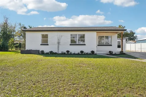 13929 2nd Street Dade City FL 33525