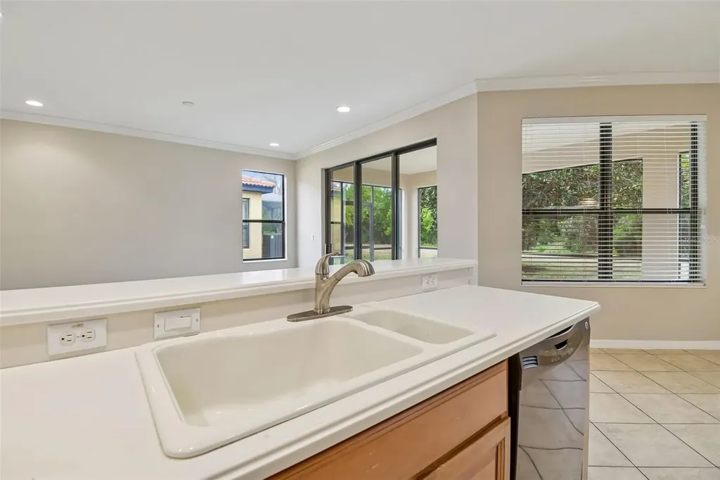 127 Silver Falls Drive Apollo Beach FL 33572