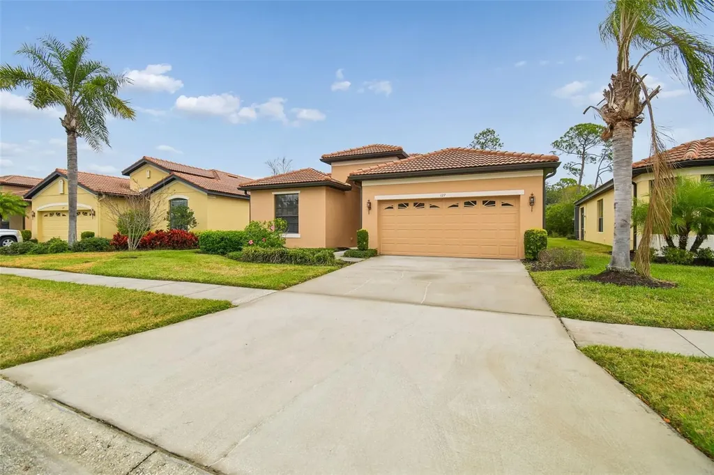 127 Silver Falls Drive Apollo Beach FL 33572
