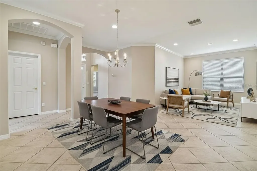 127 Silver Falls Drive Apollo Beach FL 33572