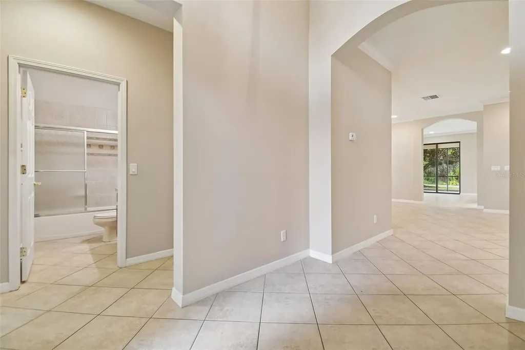 127 Silver Falls Drive Apollo Beach FL 33572