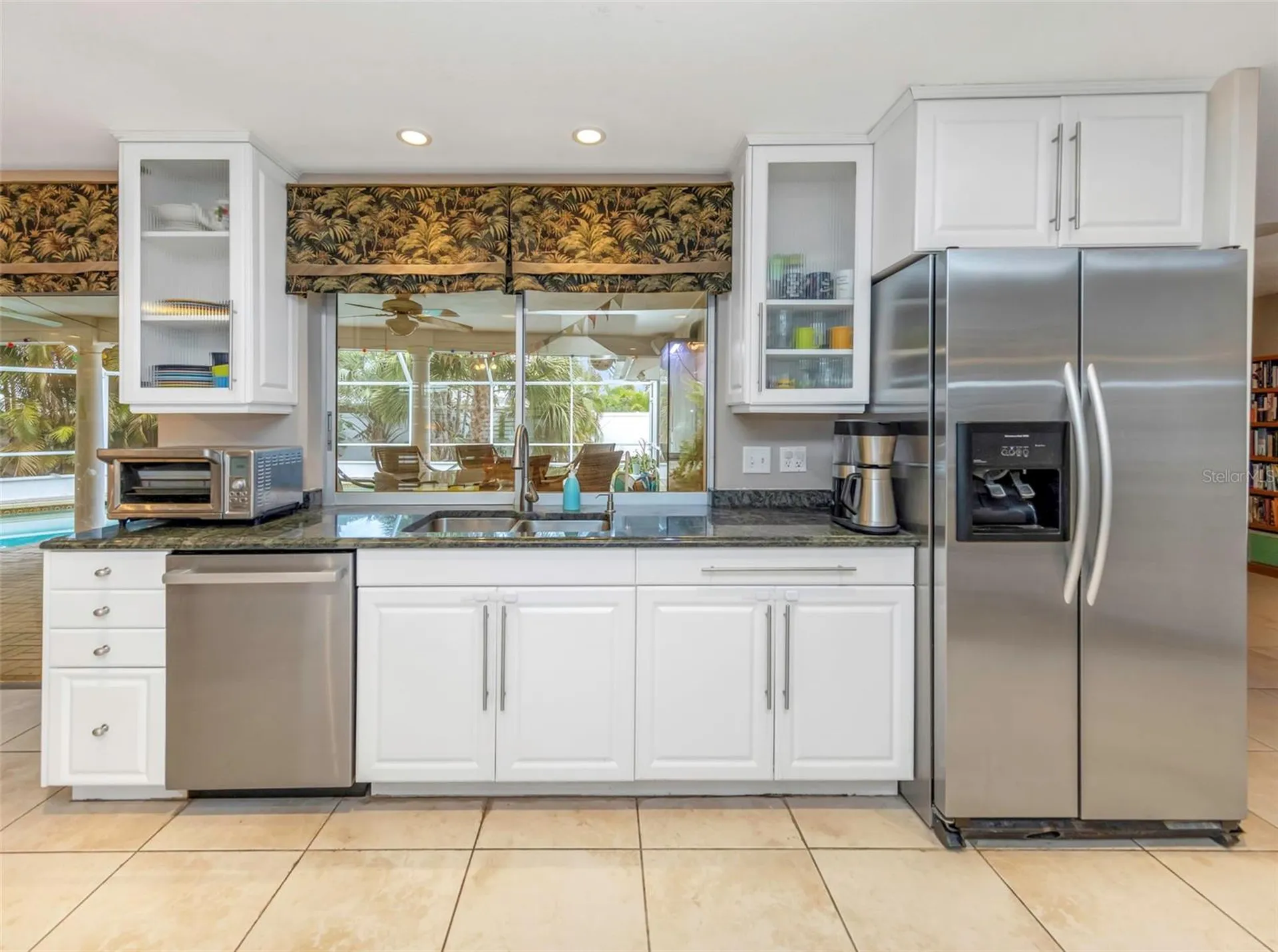 4313 50th Place S St Petersburg FL 33711