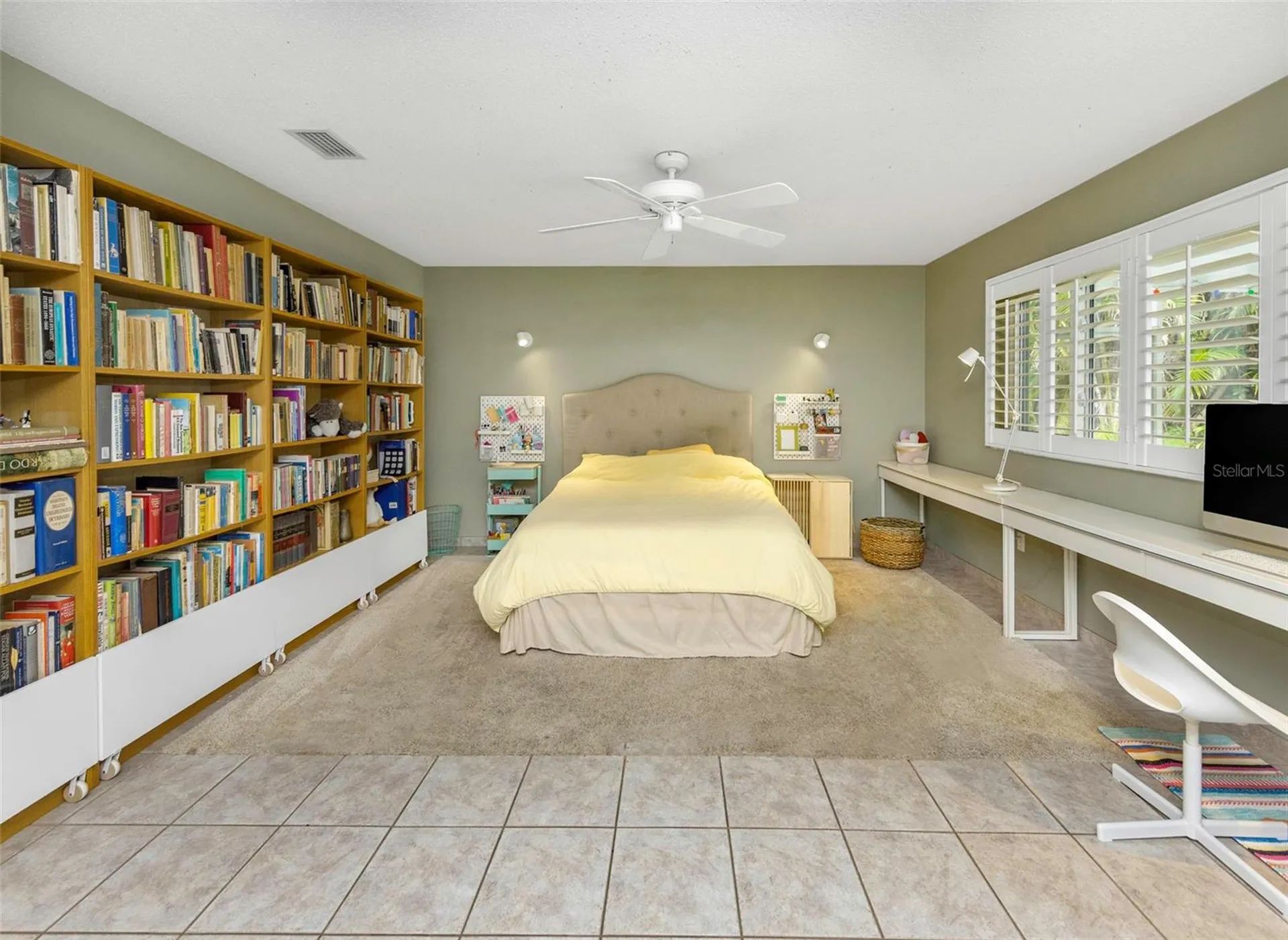 4313 50th Place S St Petersburg FL 33711