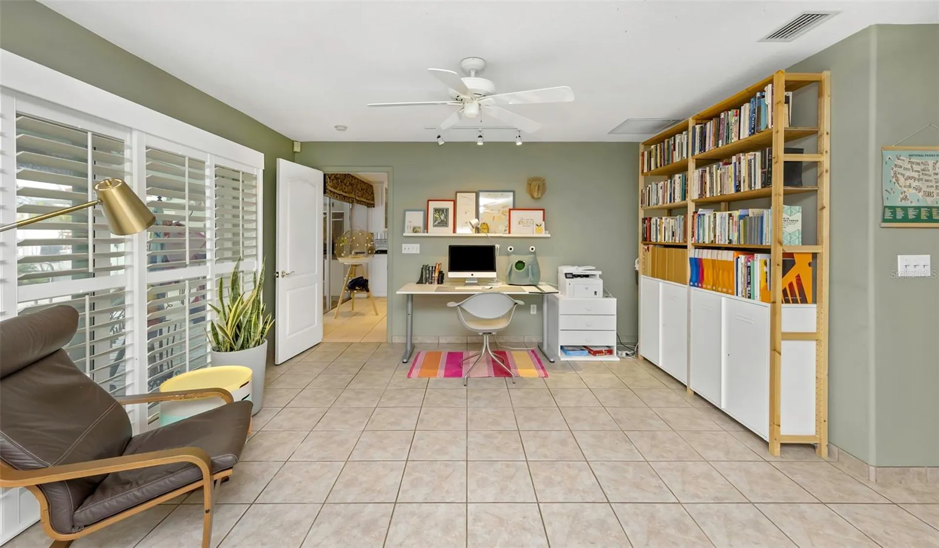 4313 50th Place S St Petersburg FL 33711