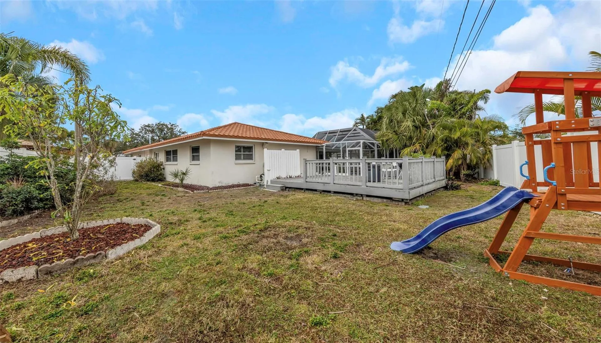 4313 50th Place S St Petersburg FL 33711