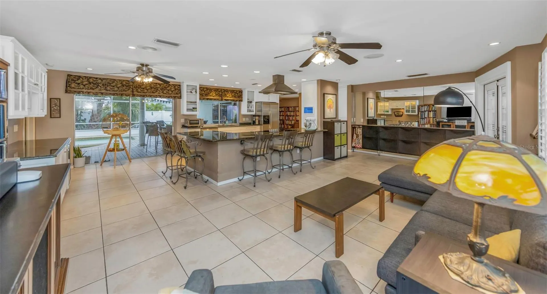 4313 50th Place S St Petersburg FL 33711