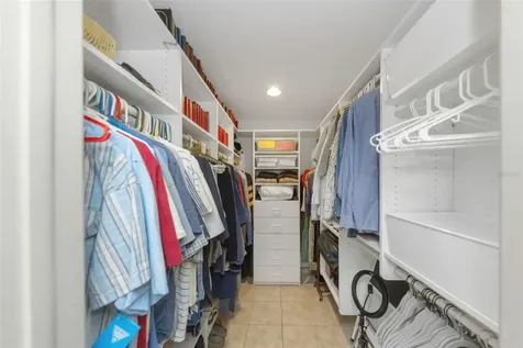 4313 50th Place S St Petersburg FL 33711