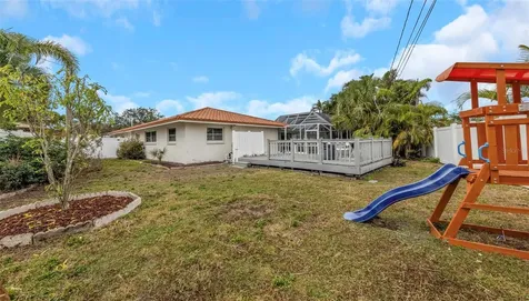 4313 50th Place S St Petersburg FL 33711