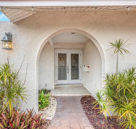 4313 50th Place S St Petersburg FL 33711