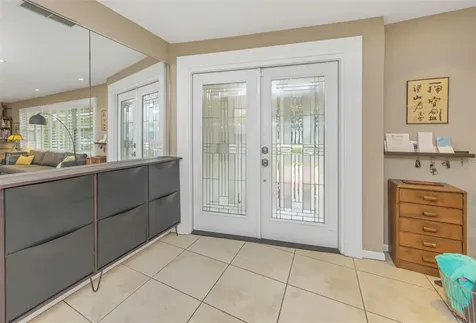 4313 50th Place S St Petersburg FL 33711