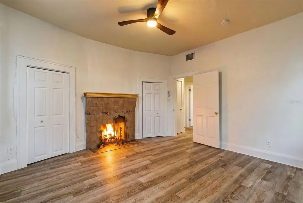 1706 4th Avenue E Bradenton FL 34208