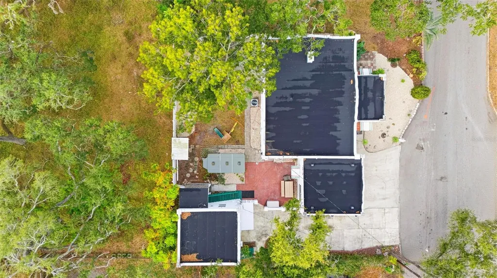 1706 4th Avenue E Bradenton FL 34208