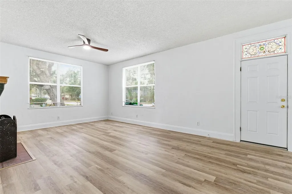 1706 4th Avenue E Bradenton FL 34208