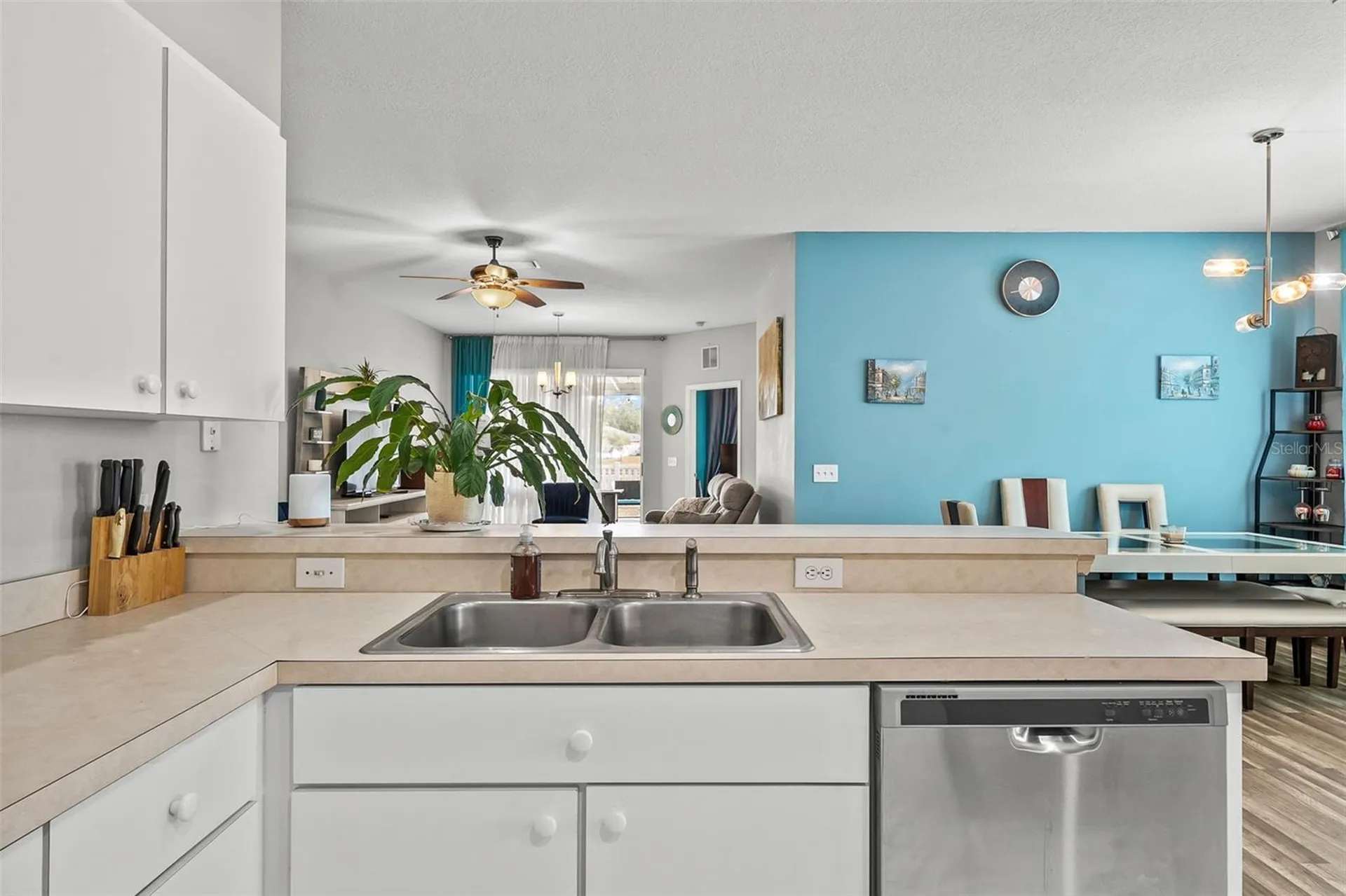 6811 Monarch Park Drive Apollo Beach FL 33572