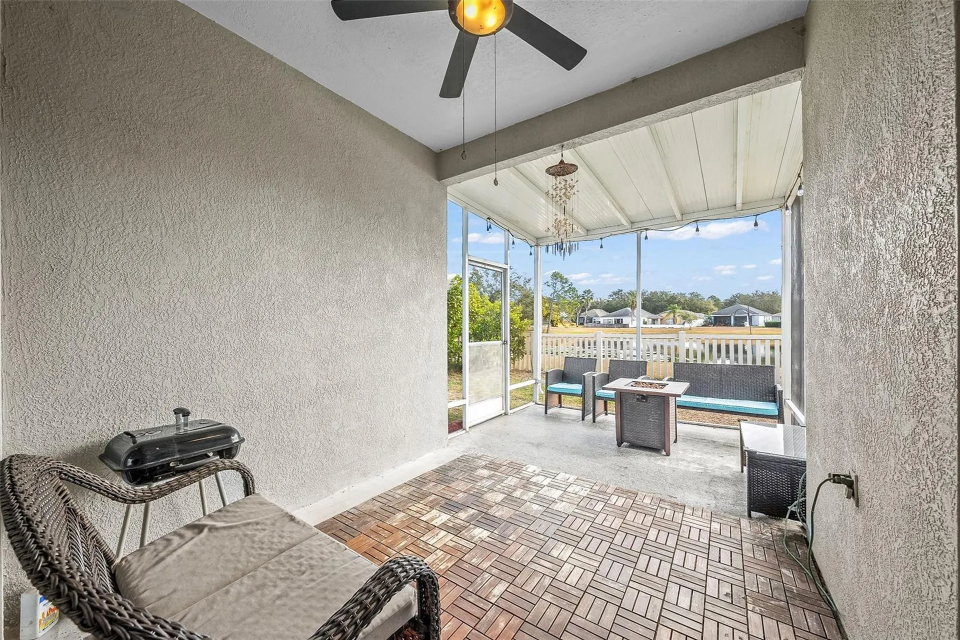 6811 Monarch Park Drive Apollo Beach FL 33572