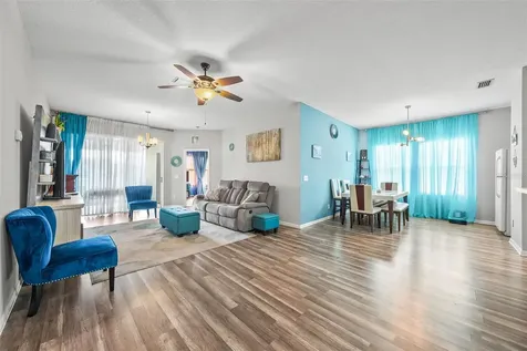6811 Monarch Park Drive Apollo Beach FL 33572